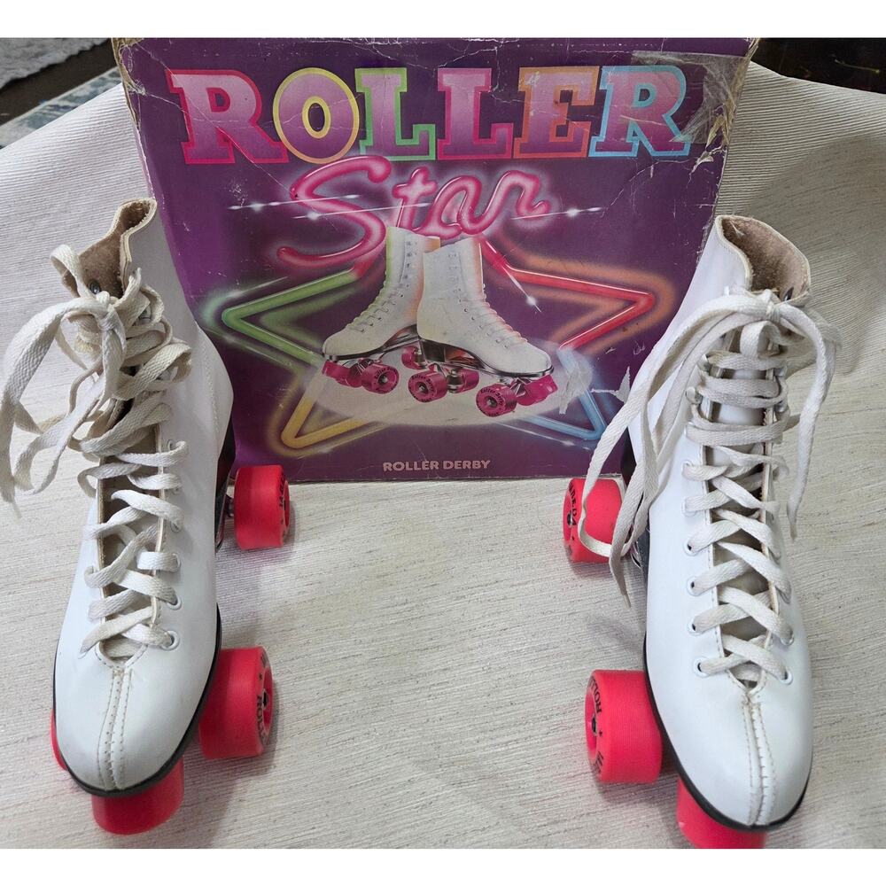 Vintage Roller derby U-965 Roller Star Skates - White Leather Size 6